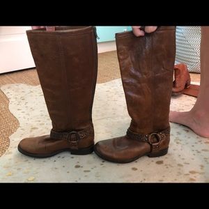 TAN FRYE BOOTS